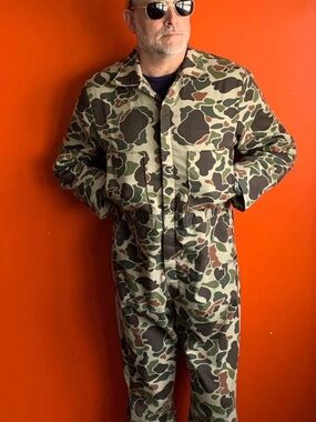 Vintage Walls Blizzard Pruf Duck Camo USA Made Insulated Coveralls Jumpsuit S